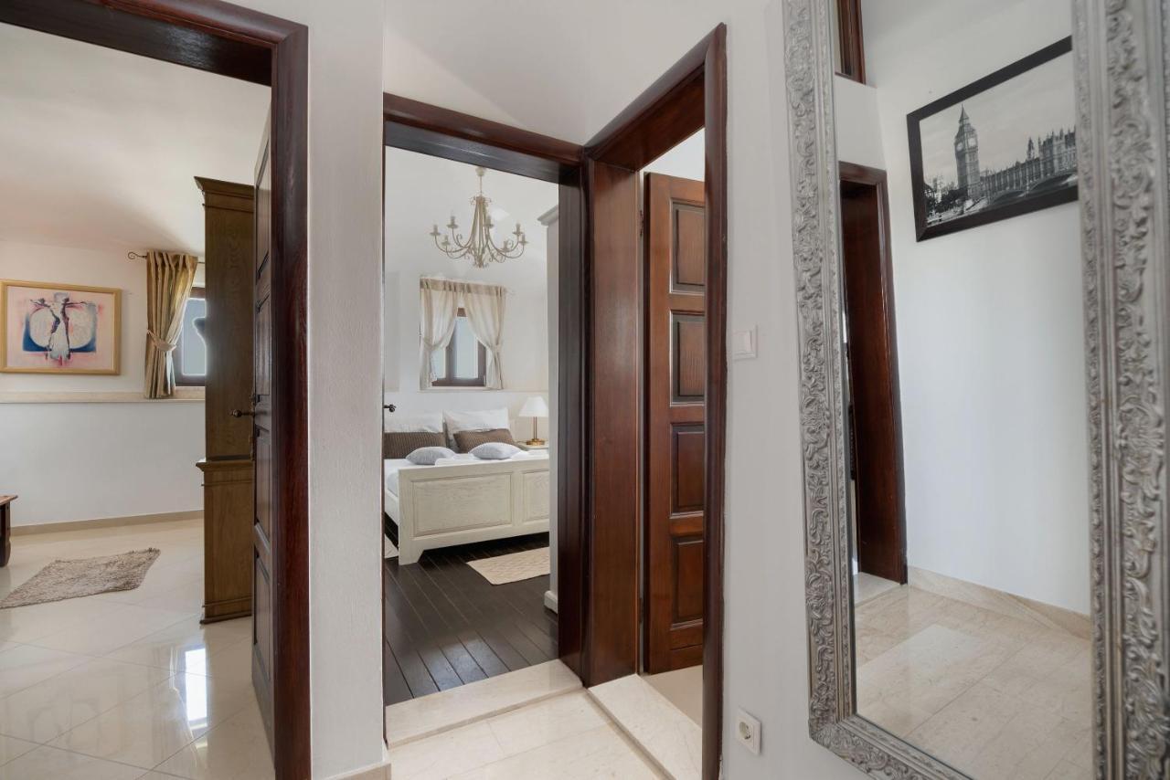 Luxury Apartments Perko Kaštela Εξωτερικό φωτογραφία